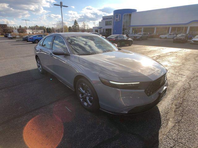 new 2025 Honda Accord Hybrid car