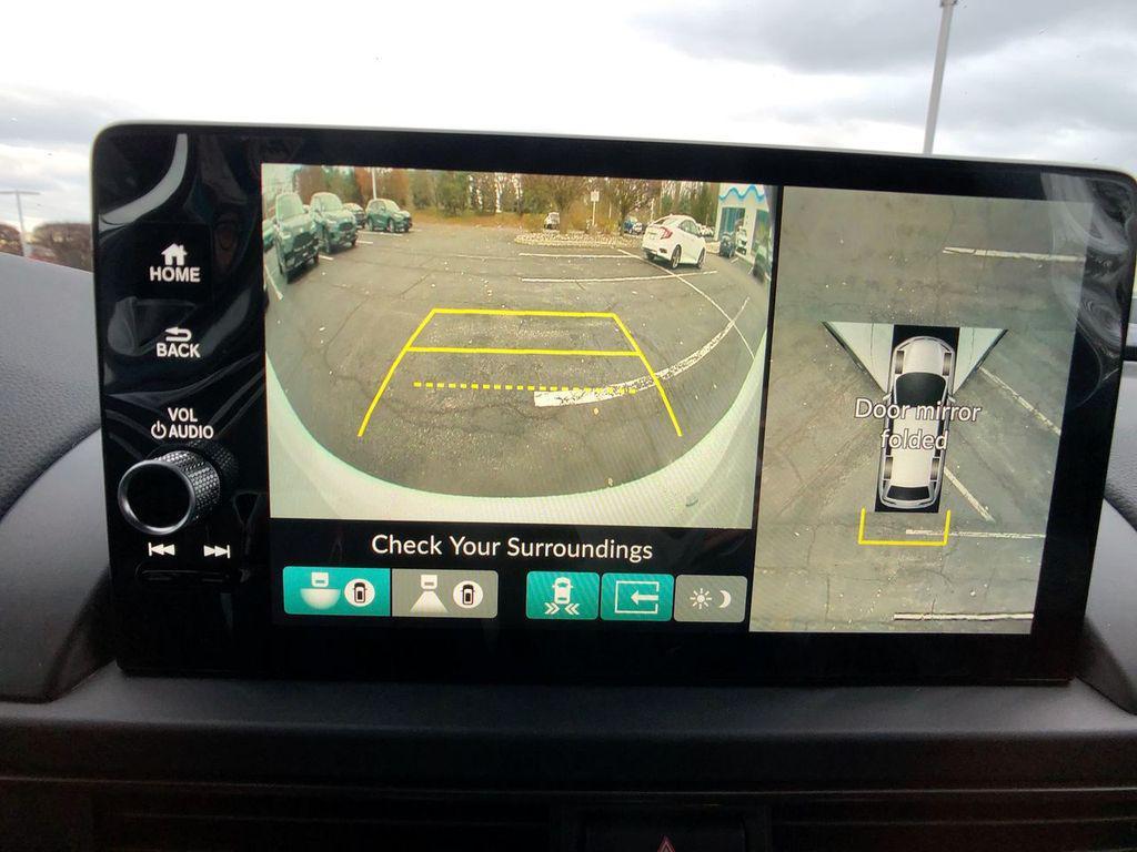 new 2025 Honda Pilot car, priced at $51,830