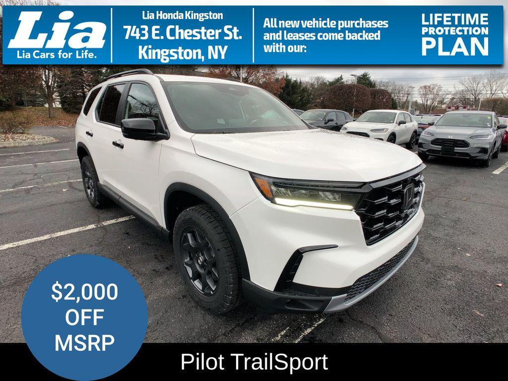 new 2025 Honda Pilot car, priced at $51,830