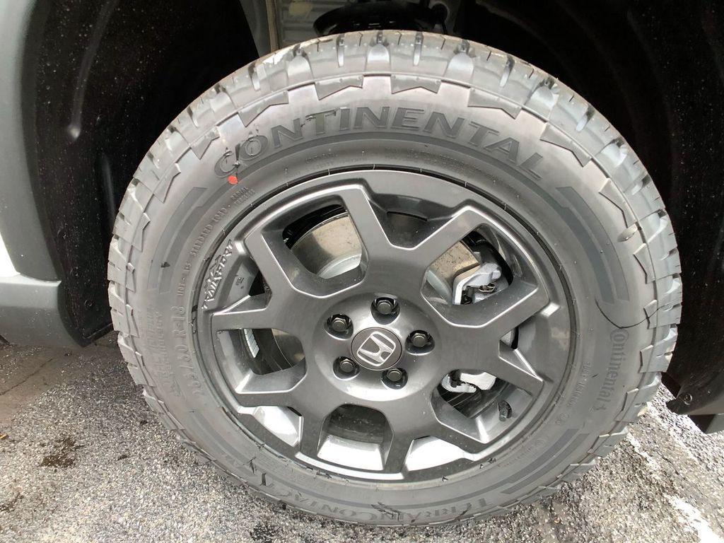 new 2025 Honda Pilot car, priced at $51,830