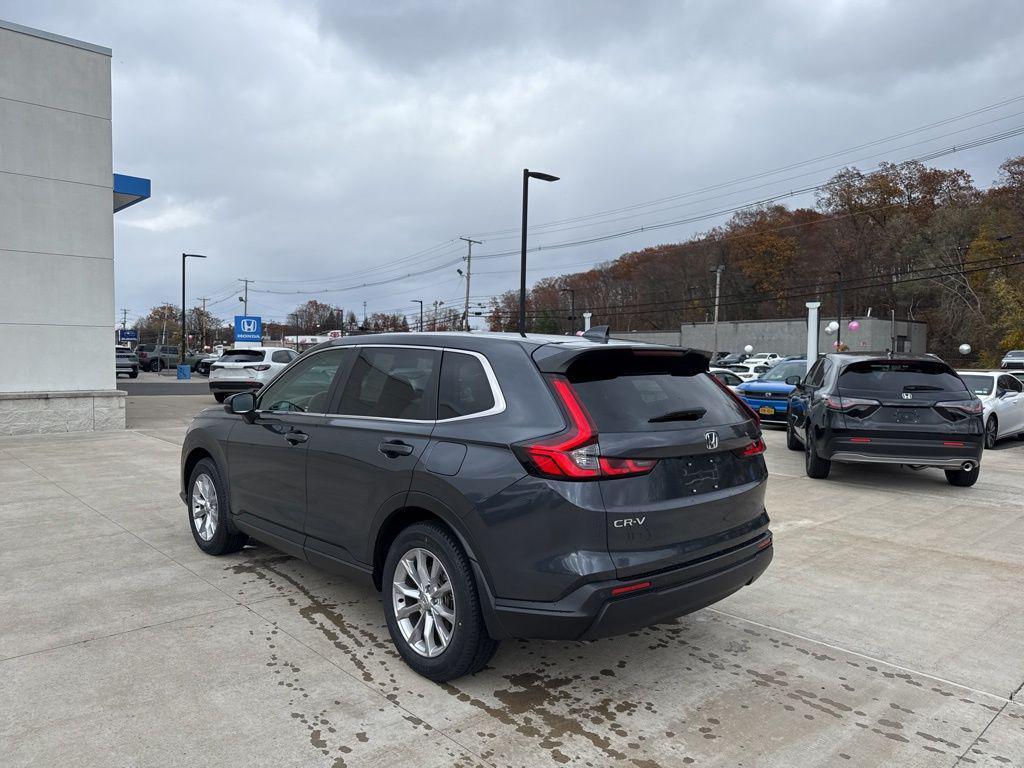 used 2025 Honda CR-V car, priced at $35,900