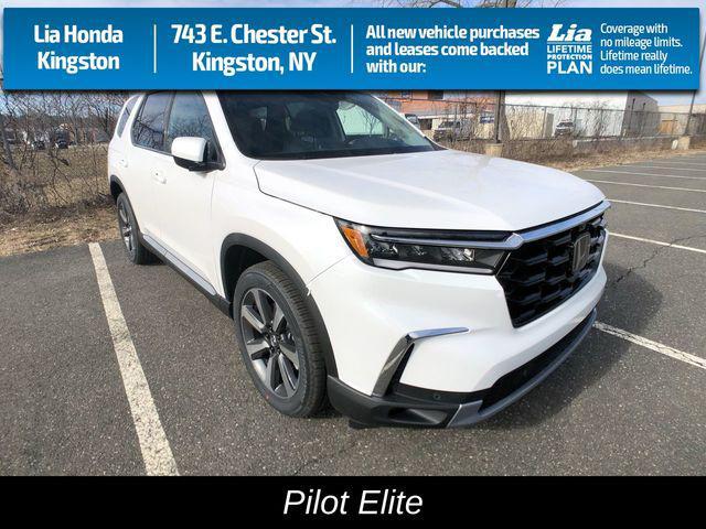 new 2025 Honda Pilot car, priced at $54,930