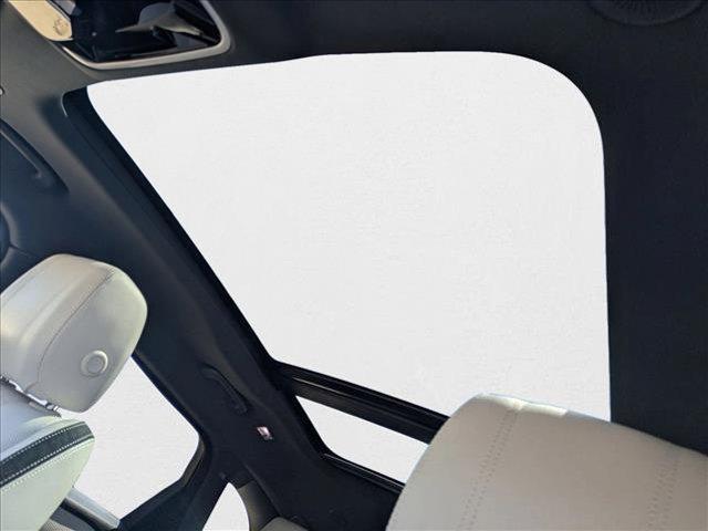 used 2022 Land Rover Range Rover Velar car, priced at $35,992