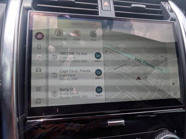 used 2022 Land Rover Discovery car, priced at $38,991