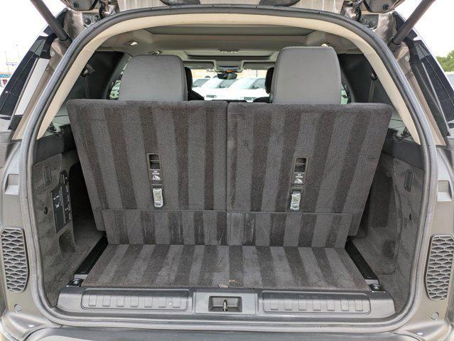 used 2023 Land Rover Discovery car, priced at $43,991