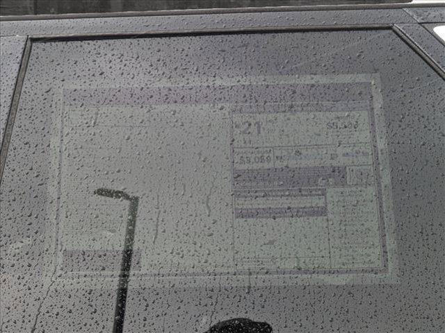 used 2024 Land Rover Discovery car, priced at $40,777