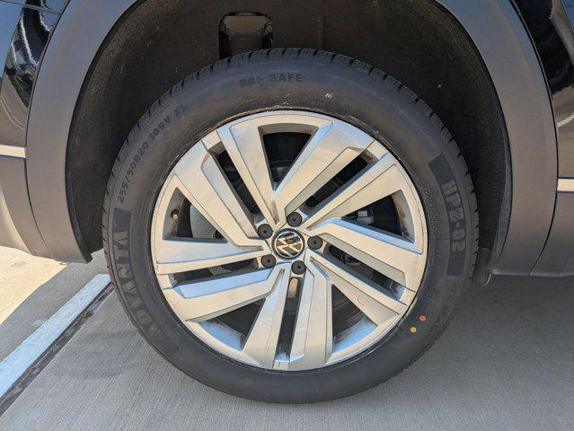 used 2021 Volkswagen Atlas car, priced at $19,992