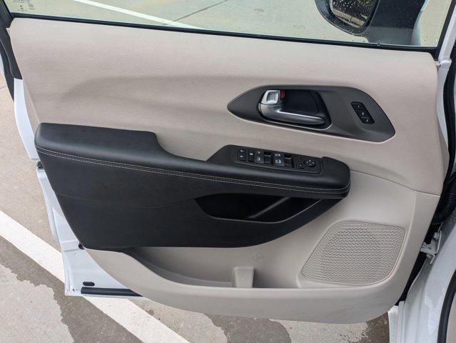 used 2023 Chrysler Pacifica car, priced at $25,099