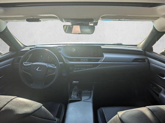 used 2019 Lexus ES 300h car, priced at $24,620