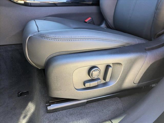 used 2025 Land Rover Range Rover Velar car, priced at $51,777