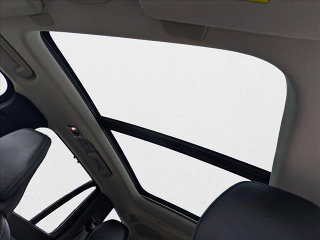 used 2022 Volvo XC90 car, priced at $36,994