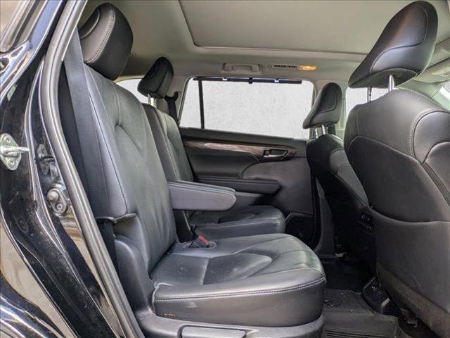 used 2020 Toyota Highlander car, priced at $32,990