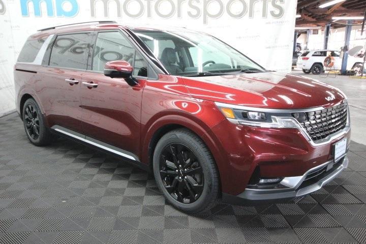 used 2022 Kia Carnival car, priced at $34,995
