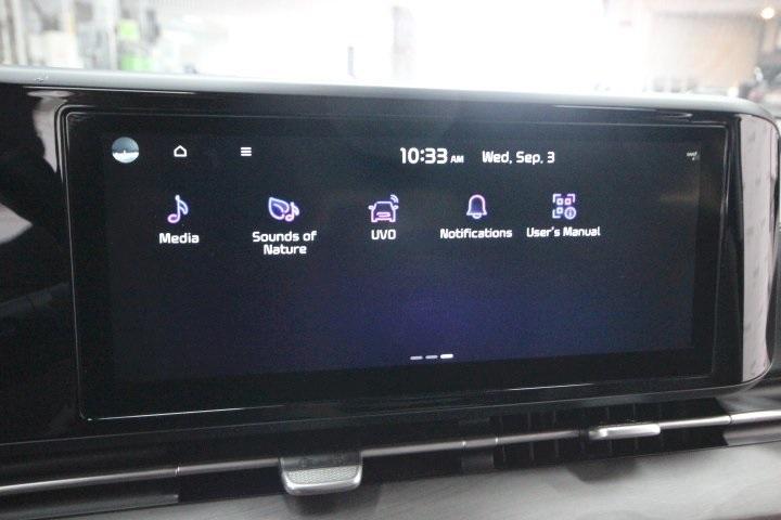 used 2022 Kia Carnival car, priced at $34,995