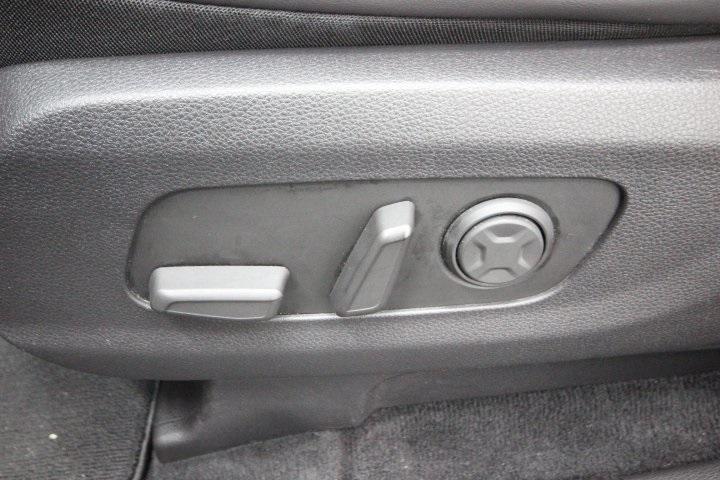 used 2022 Kia Carnival car, priced at $34,995