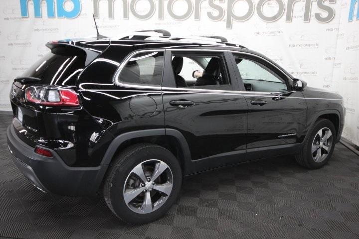 used 2019 Jeep Cherokee car, priced at $16,995