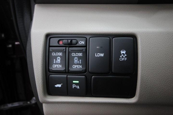 used 2015 Honda Odyssey car, priced at $7,995