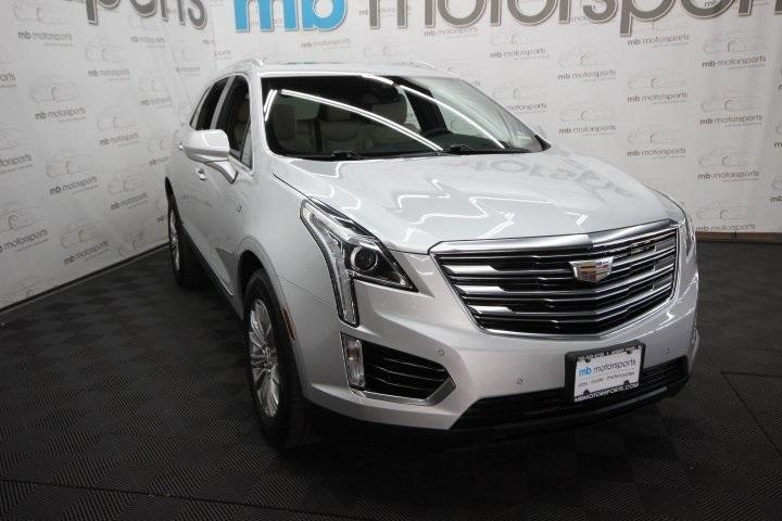 used 2017 Cadillac XT5 car, priced at $17,995