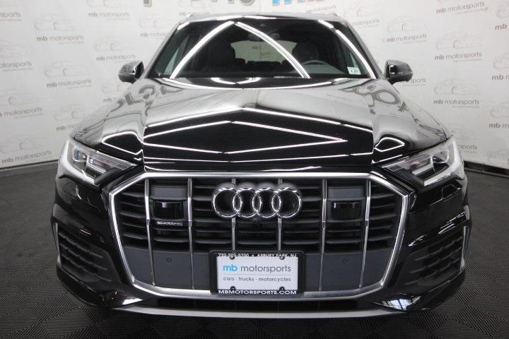 used 2022 Audi Q7 car, priced at $38,995