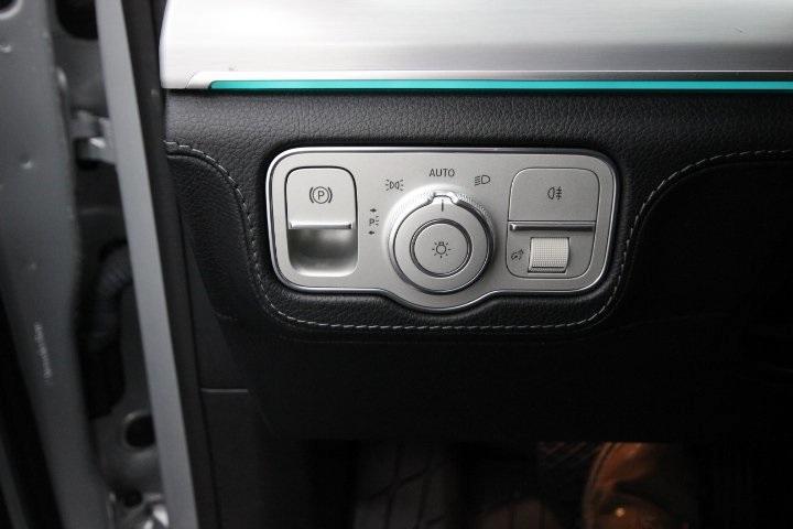 used 2021 Mercedes-Benz GLE 350 car, priced at $29,995