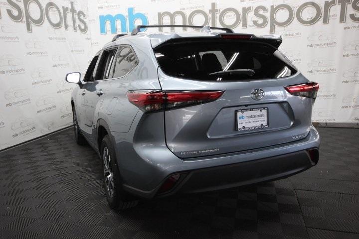 used 2020 Toyota Highlander car, priced at $29,995