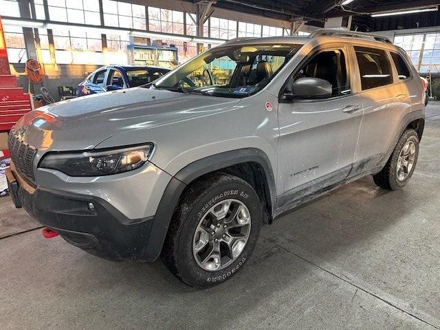 used 2019 Jeep Cherokee car, priced at $18,995