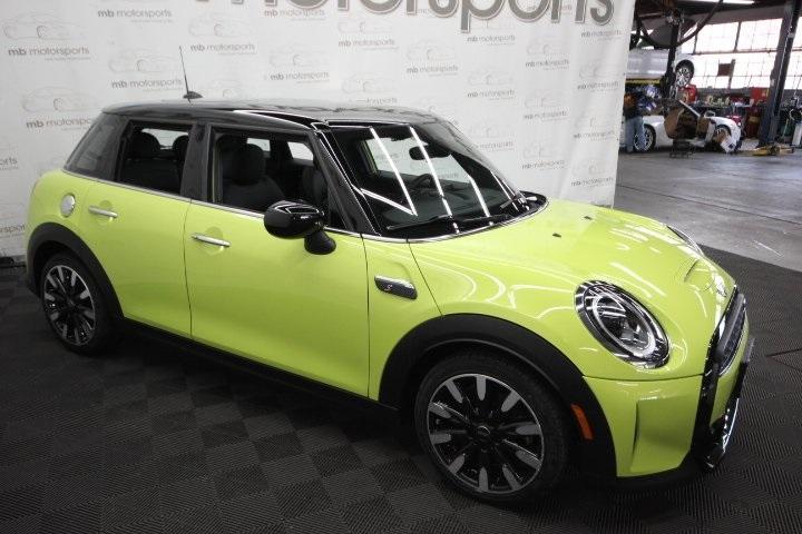 used 2023 MINI Hardtop car, priced at $19,995