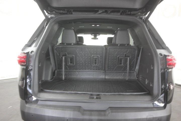 used 2022 Chevrolet Traverse car, priced at $25,995