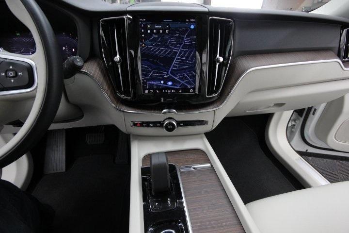 used 2022 Volvo XC60 car, priced at $26,995