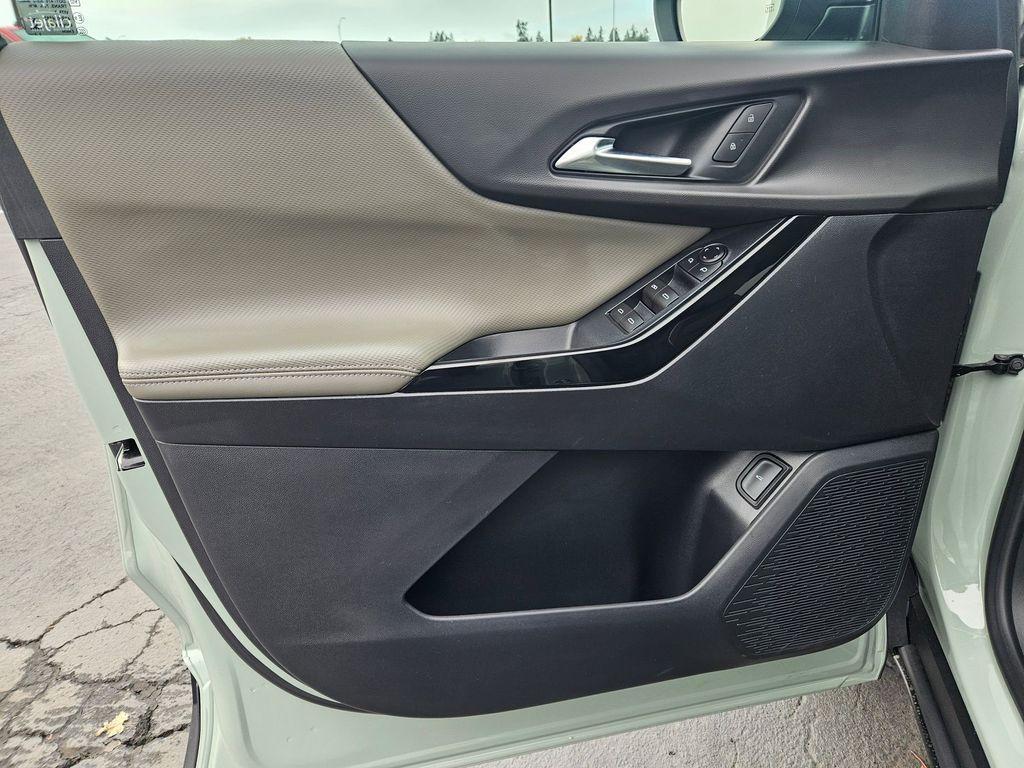 new 2026 Chevrolet Equinox car, priced at $30,540