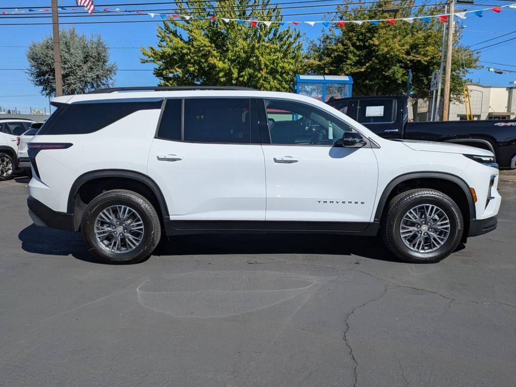 new 2026 Chevrolet Traverse car, priced at $44,894