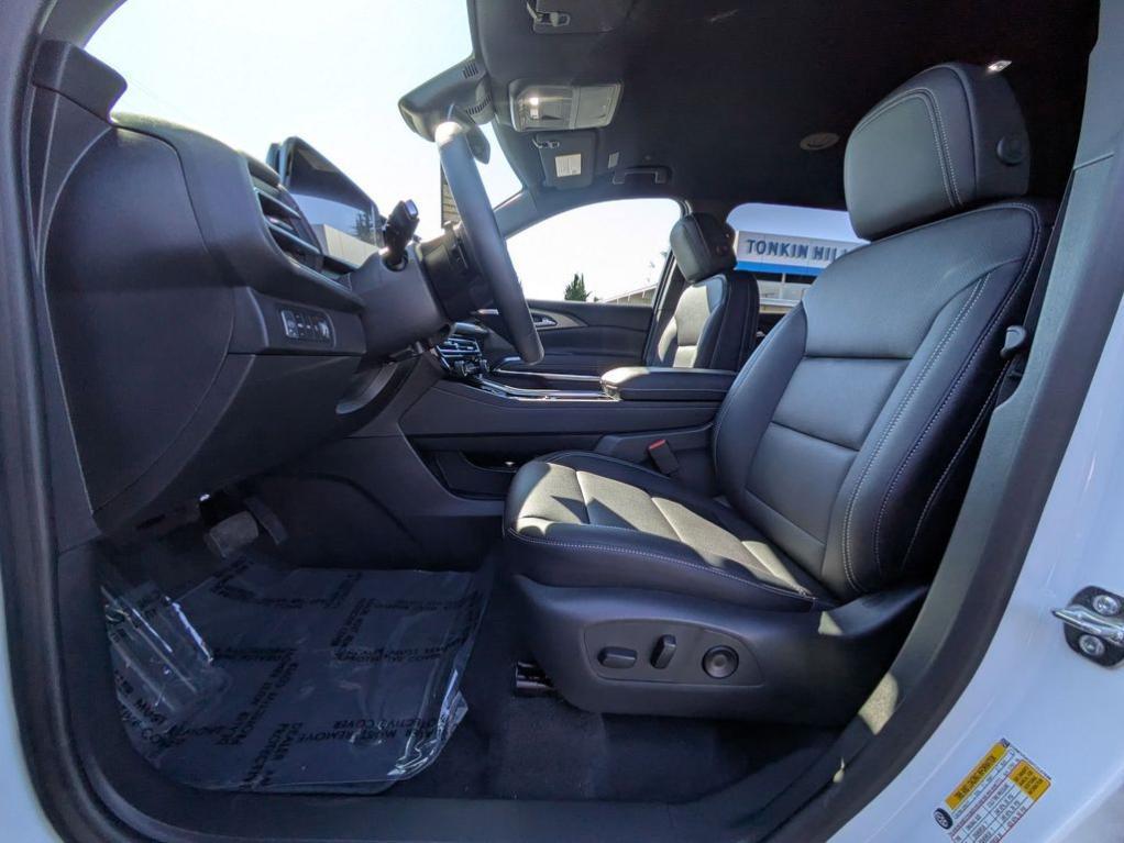 new 2026 Chevrolet Traverse car, priced at $44,894