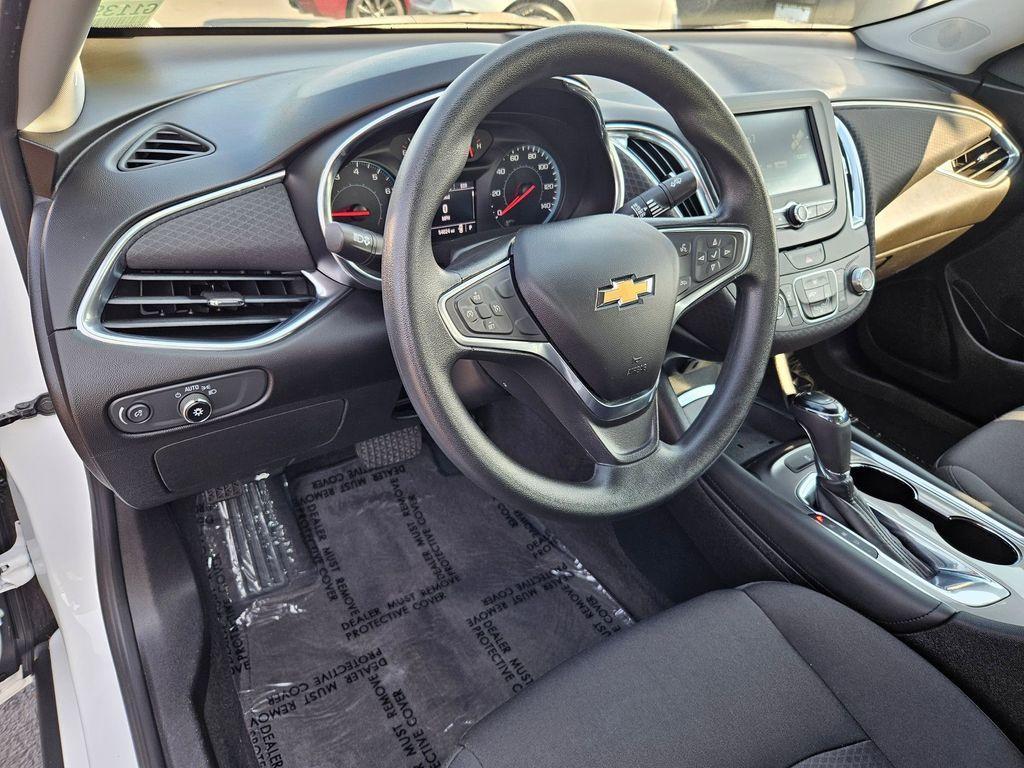 used 2018 Chevrolet Malibu car, priced at $13,930