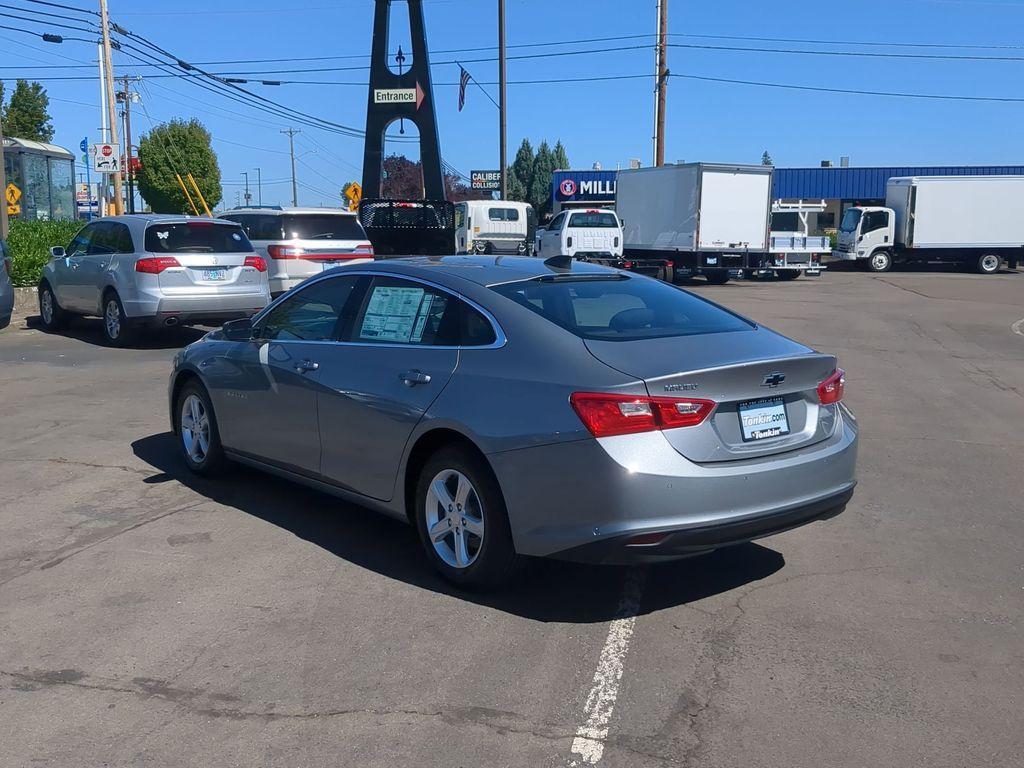 new 2025 Chevrolet Malibu car, priced at $25,940