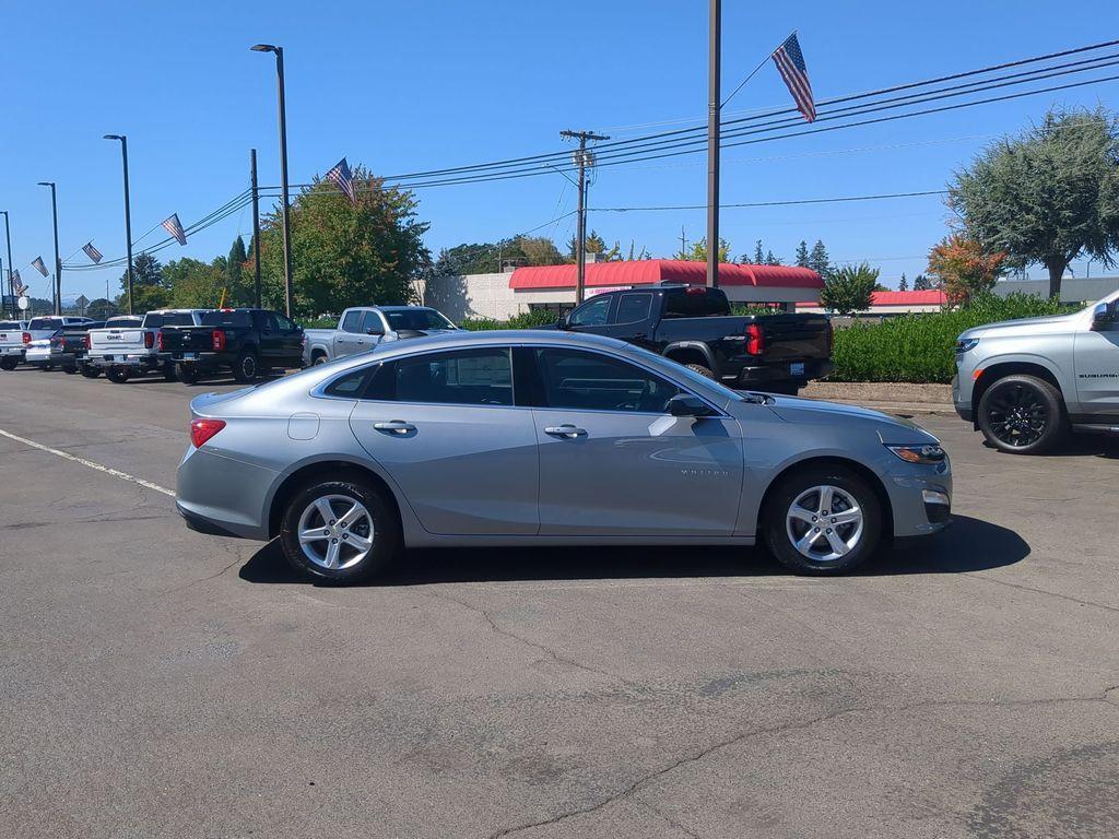 new 2025 Chevrolet Malibu car, priced at $25,940