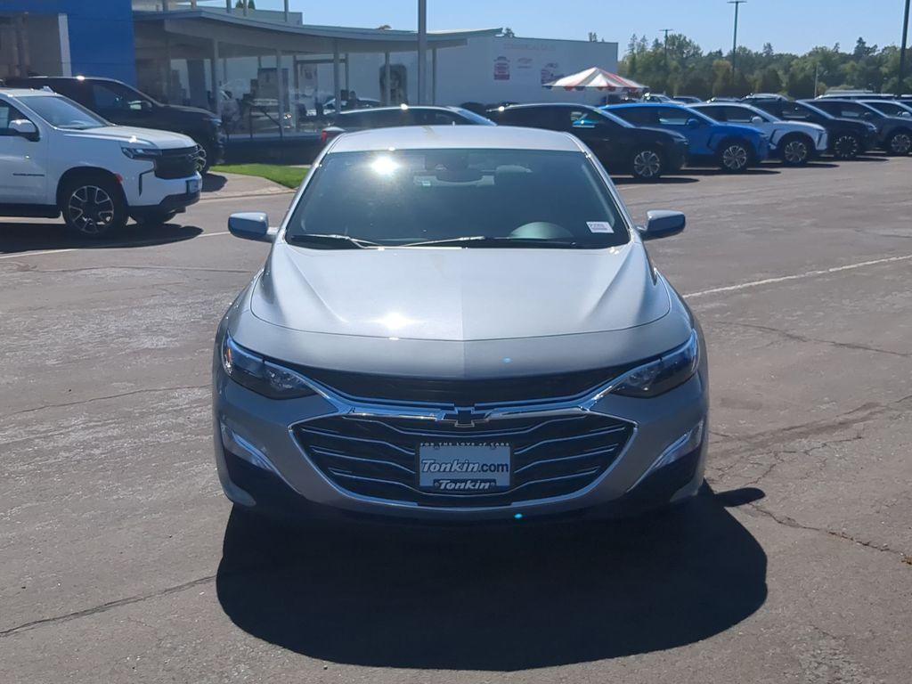 new 2025 Chevrolet Malibu car, priced at $25,940