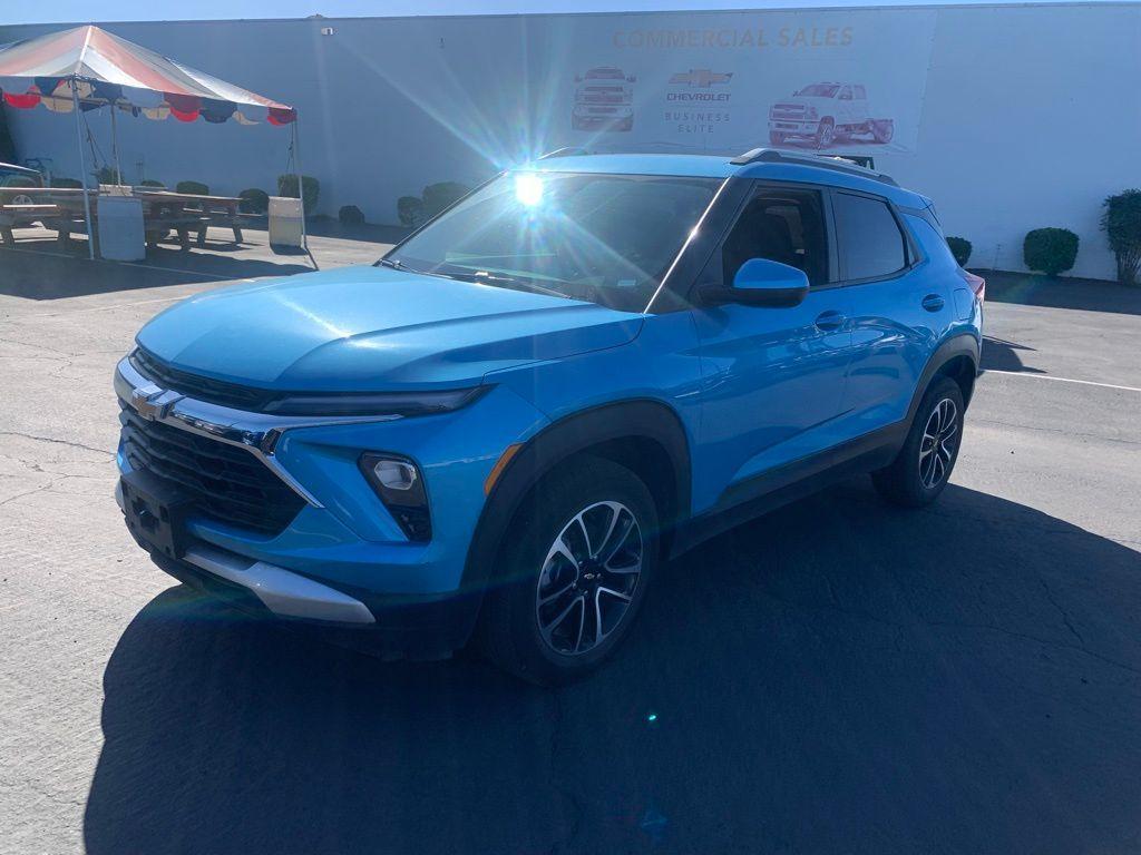 used 2025 Chevrolet TrailBlazer car, priced at $27,467