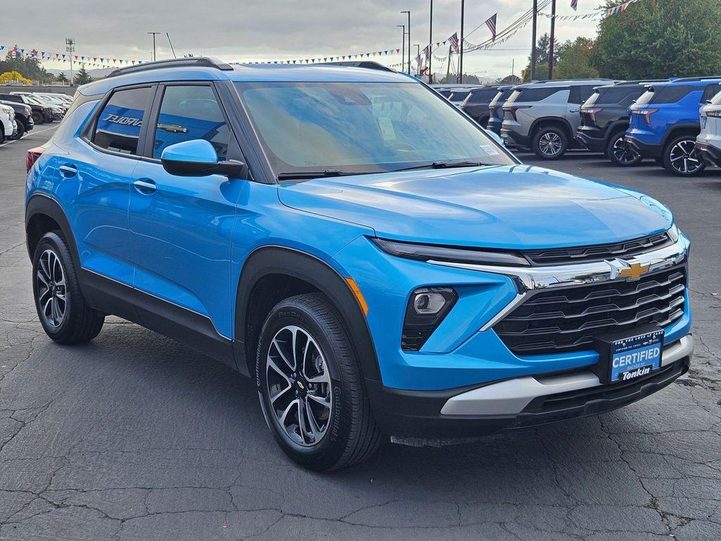 used 2025 Chevrolet TrailBlazer car, priced at $25,967