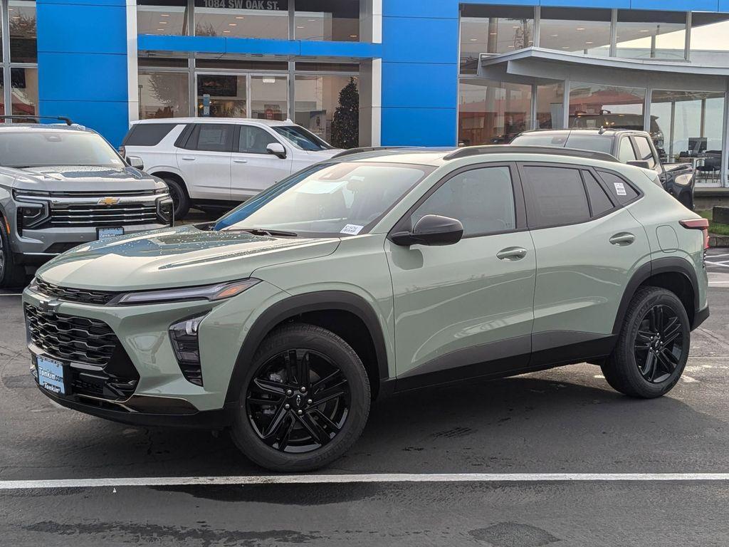 new 2025 Chevrolet Trax car, priced at $26,185