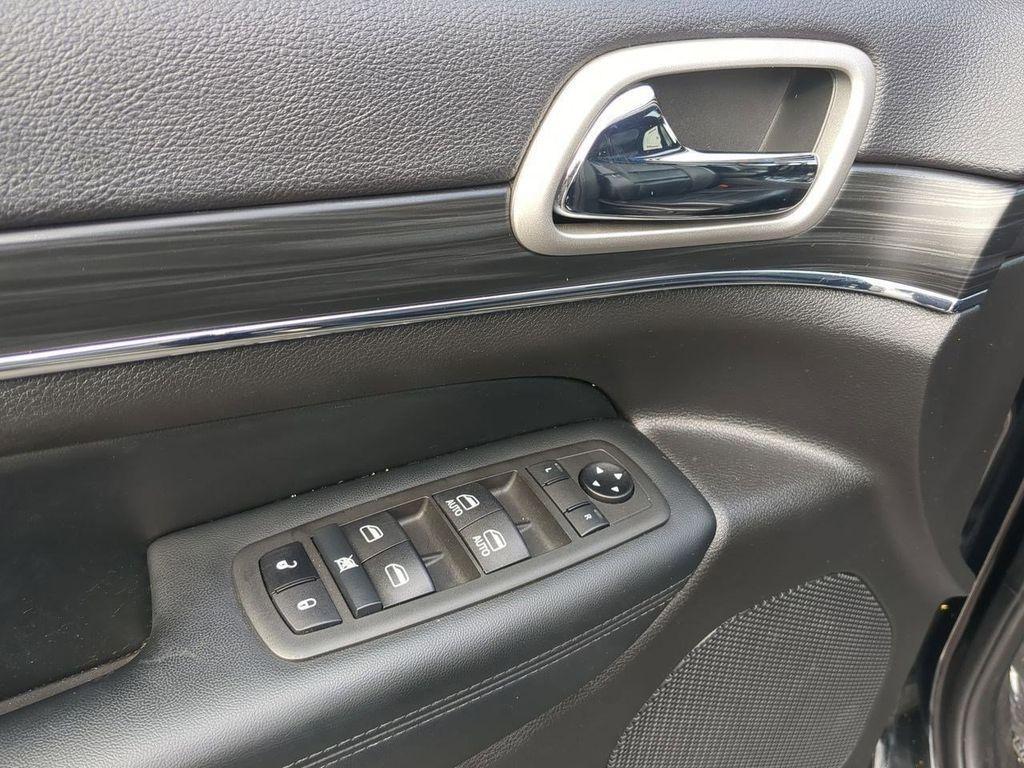 used 2021 Jeep Grand Cherokee car, priced at $23,495