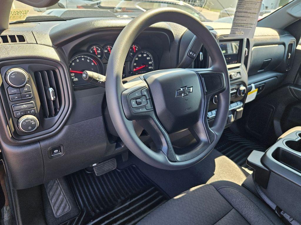 new 2025 Chevrolet Silverado 1500 car, priced at $46,189