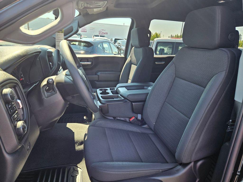 new 2025 Chevrolet Silverado 1500 car, priced at $46,189