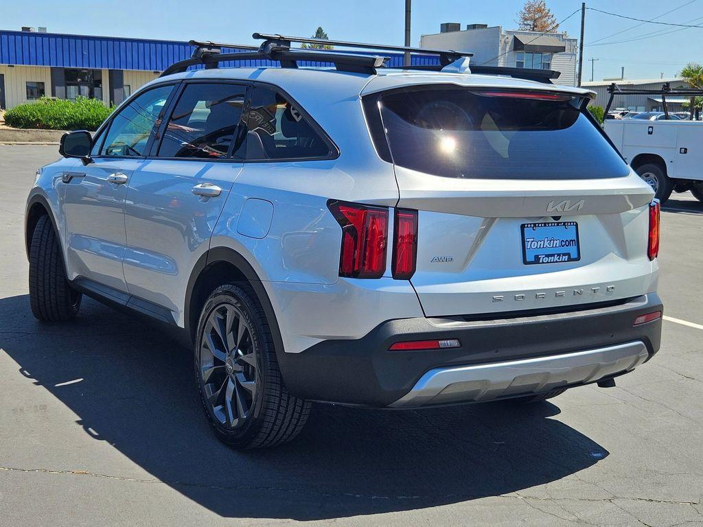 used 2022 Kia Sorento car, priced at $31,657
