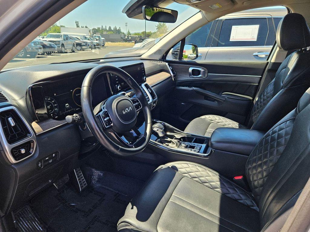 used 2022 Kia Sorento car, priced at $31,657