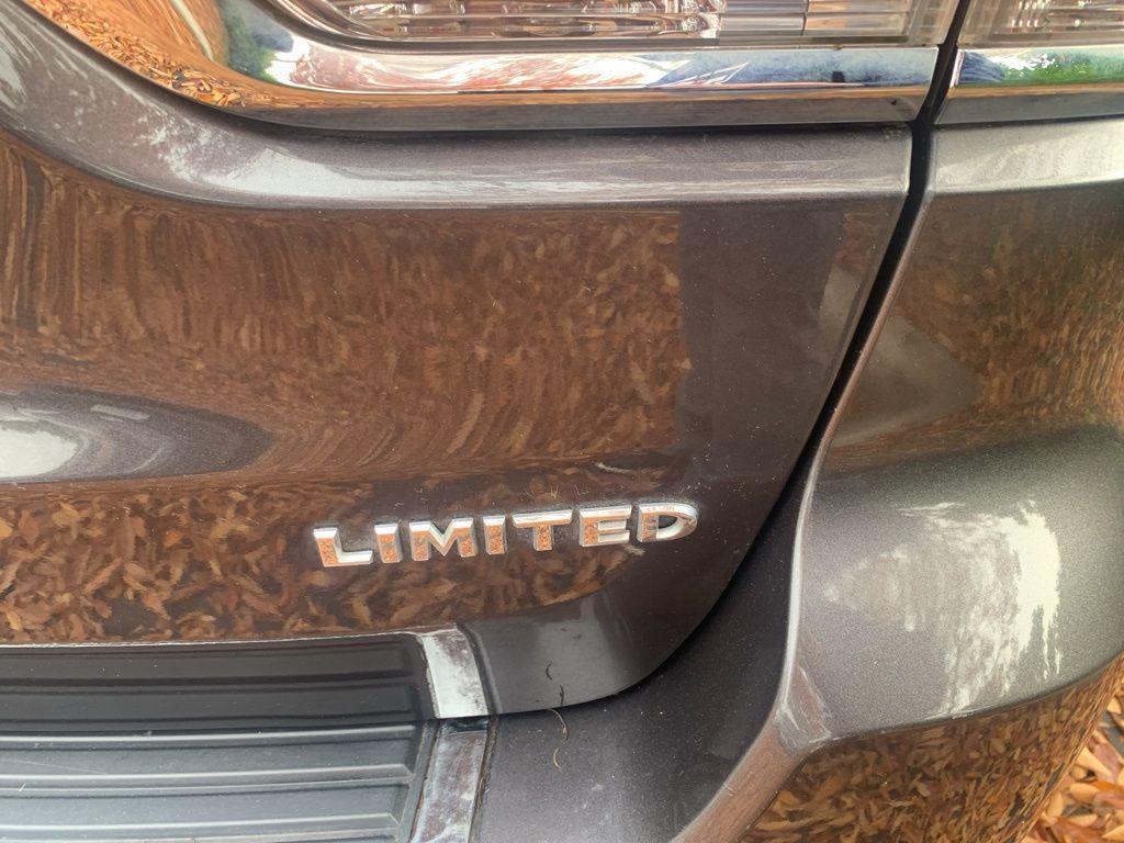 used 2018 Jeep Grand Cherokee car, priced at $21,989