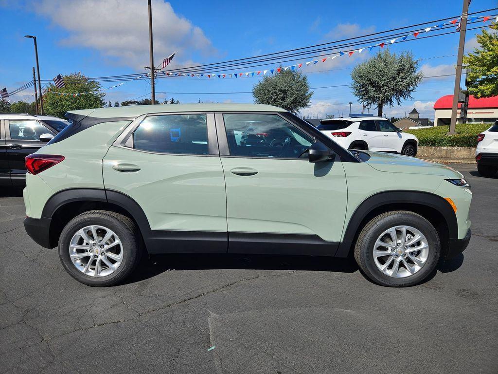 new 2026 Chevrolet TrailBlazer car, priced at $26,290
