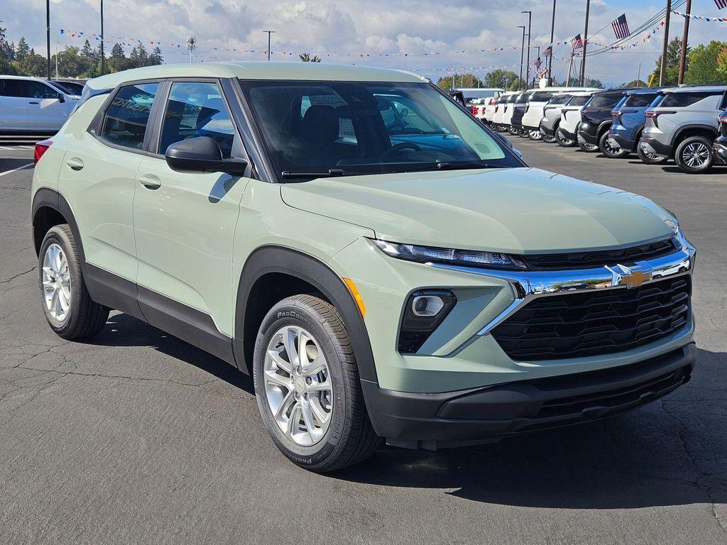 new 2026 Chevrolet TrailBlazer car, priced at $26,290