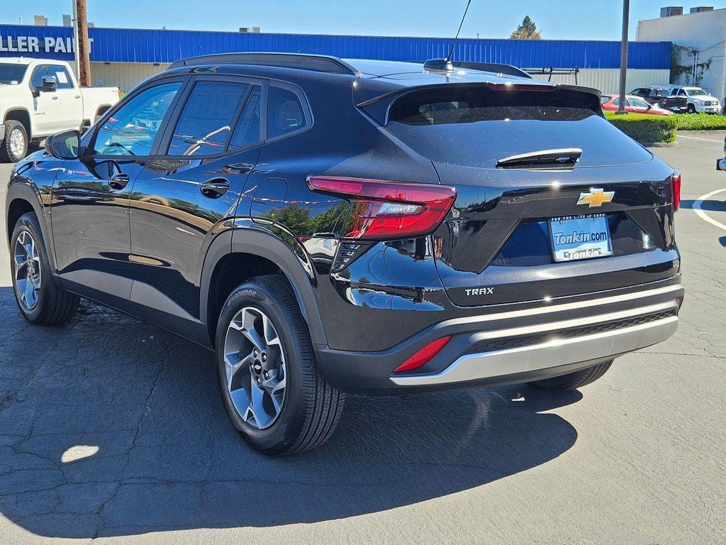 new 2025 Chevrolet Trax car, priced at $22,821
