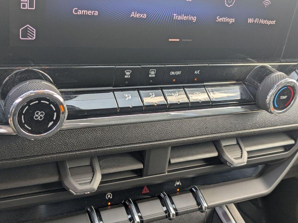 used 2024 Chevrolet Colorado car, priced at $31,986