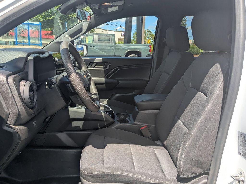 used 2024 Chevrolet Colorado car, priced at $31,986